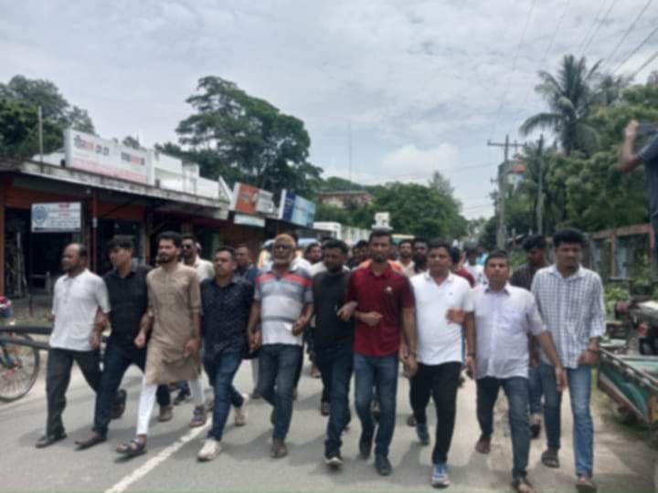 মাদারীপুরের কালকিনিতে